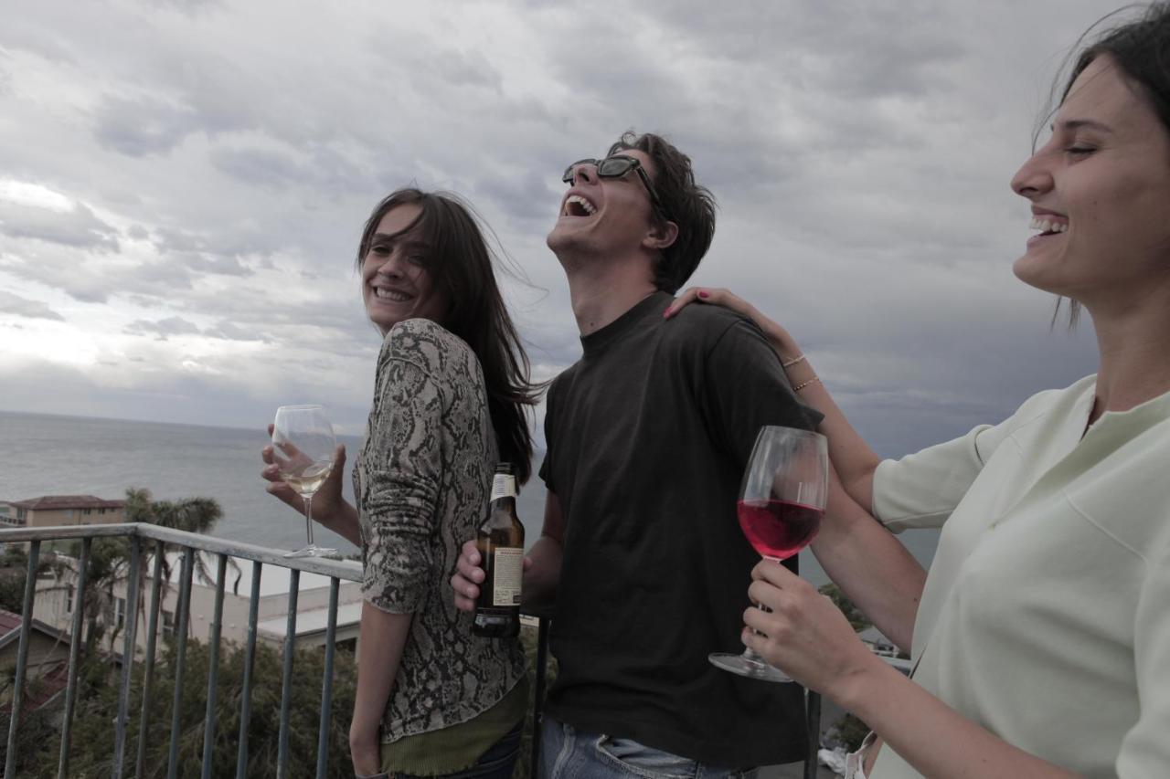Bondi Beachside Inn Yha Sydney Eksteriør bilde